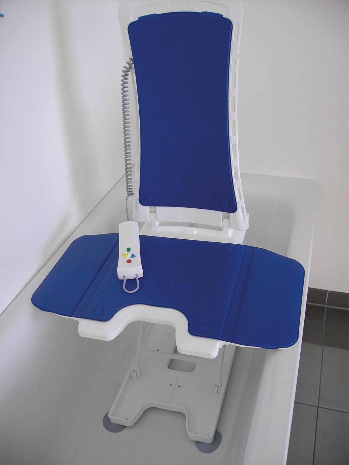 Siège élévateur de bain électrique Bellavita – 🛁 Confort & sécurité sans installation